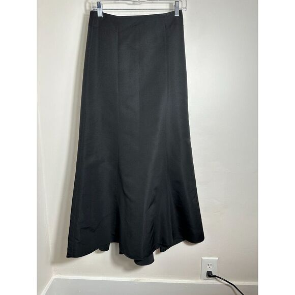 Ann Taylor Pleated Black Maxi Skirt Size 0P - Picture 1 of 4